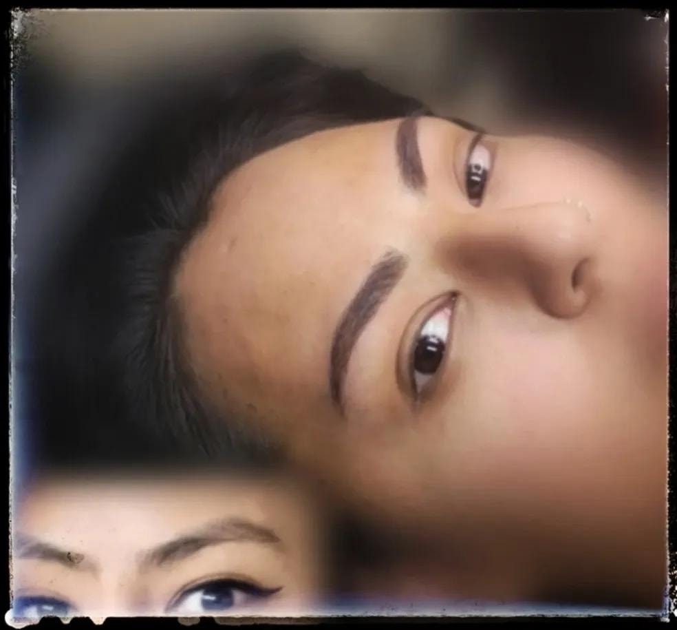 Cejas y lash liner cosméticos — retrato