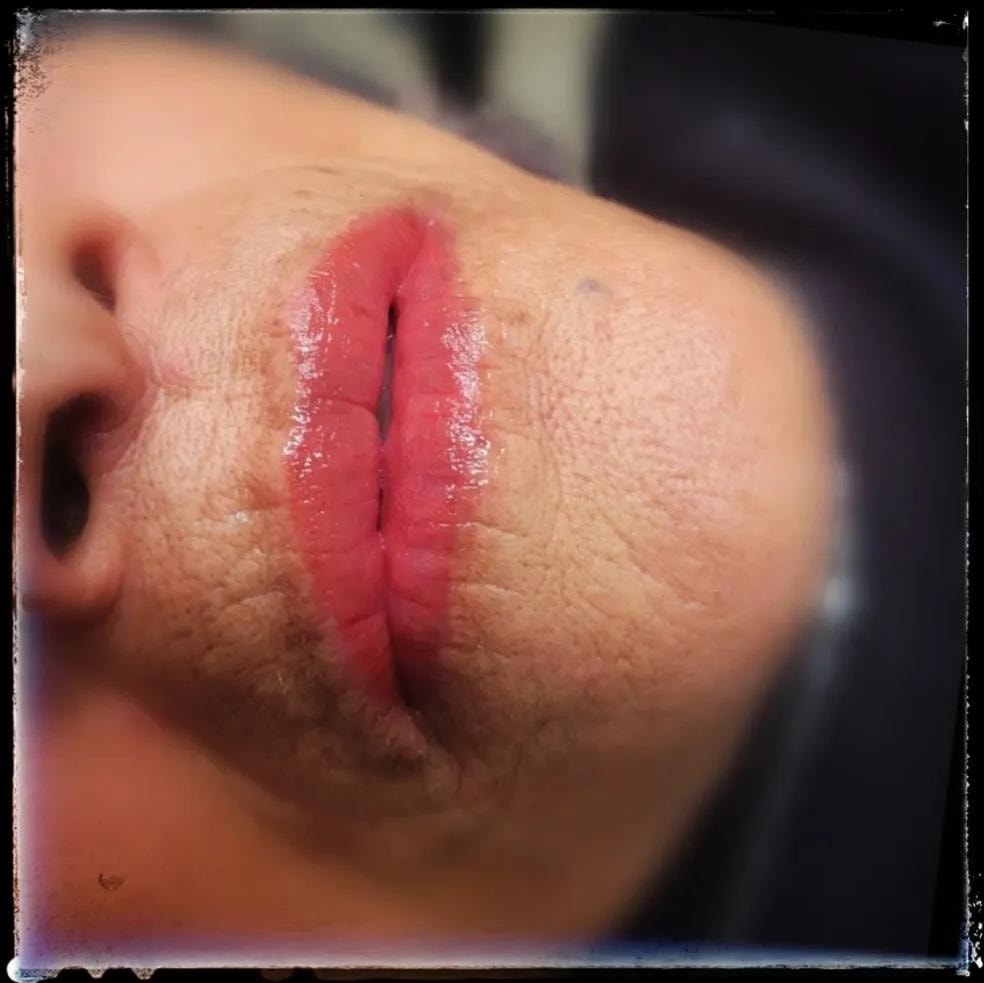 Labios full lips cosmético tatuado
